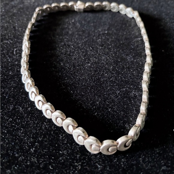 Beautiful Sterling silver link necklace, artisan made